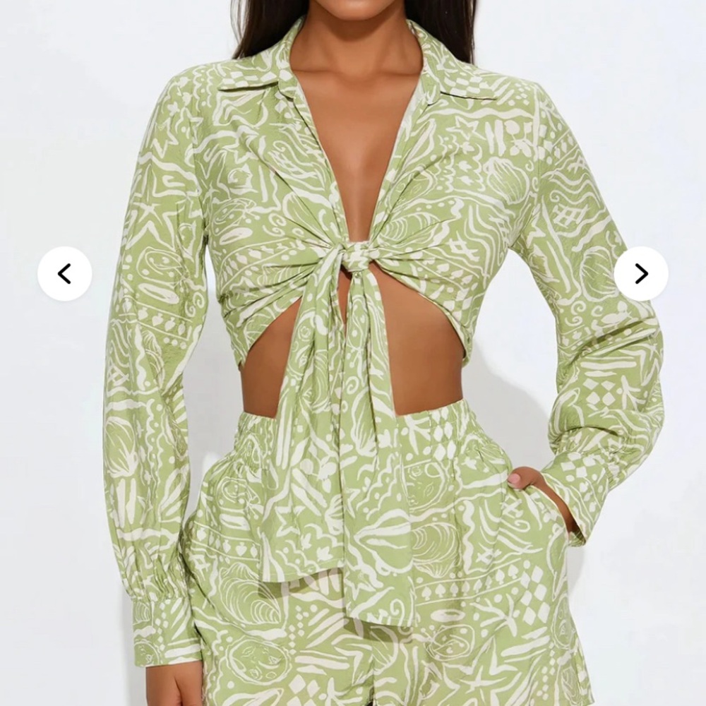 Green Coastal Vacation set with Tie-Front Blouse & short Size M